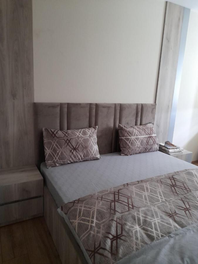 Centar Two Apartment Скоп'є Екстер'єр фото